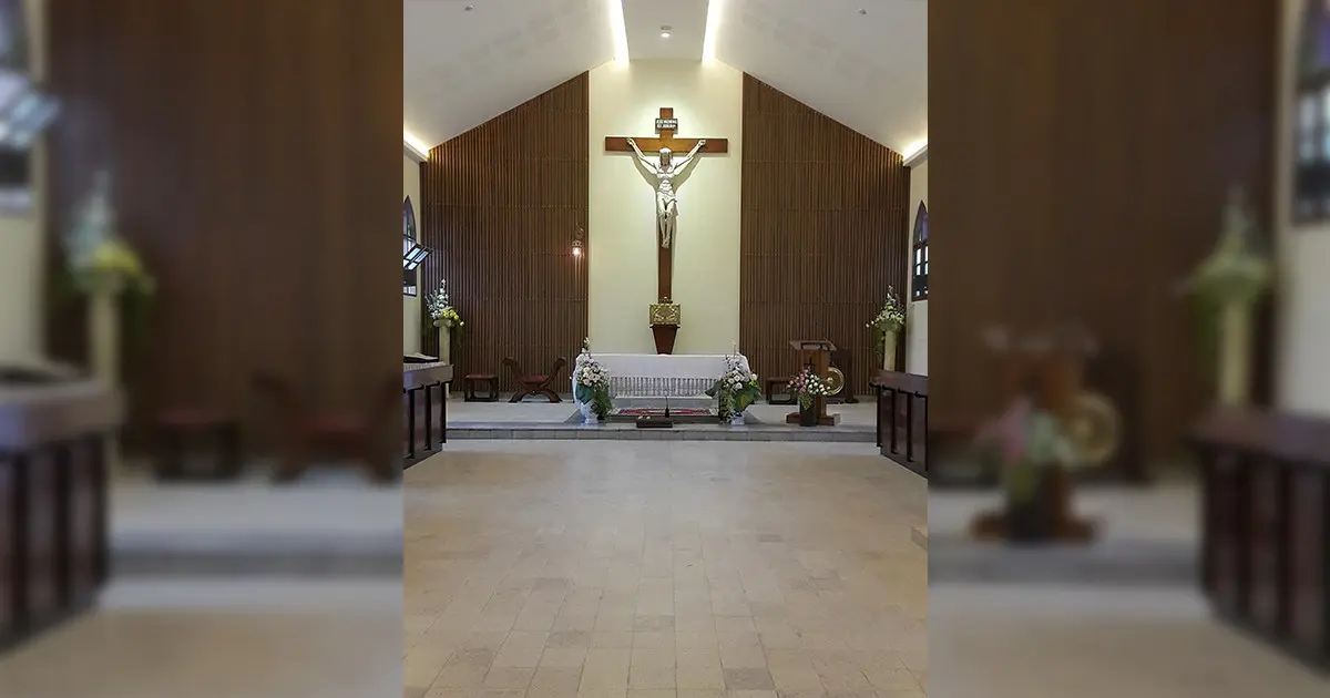 Gereja Karmel, Batu