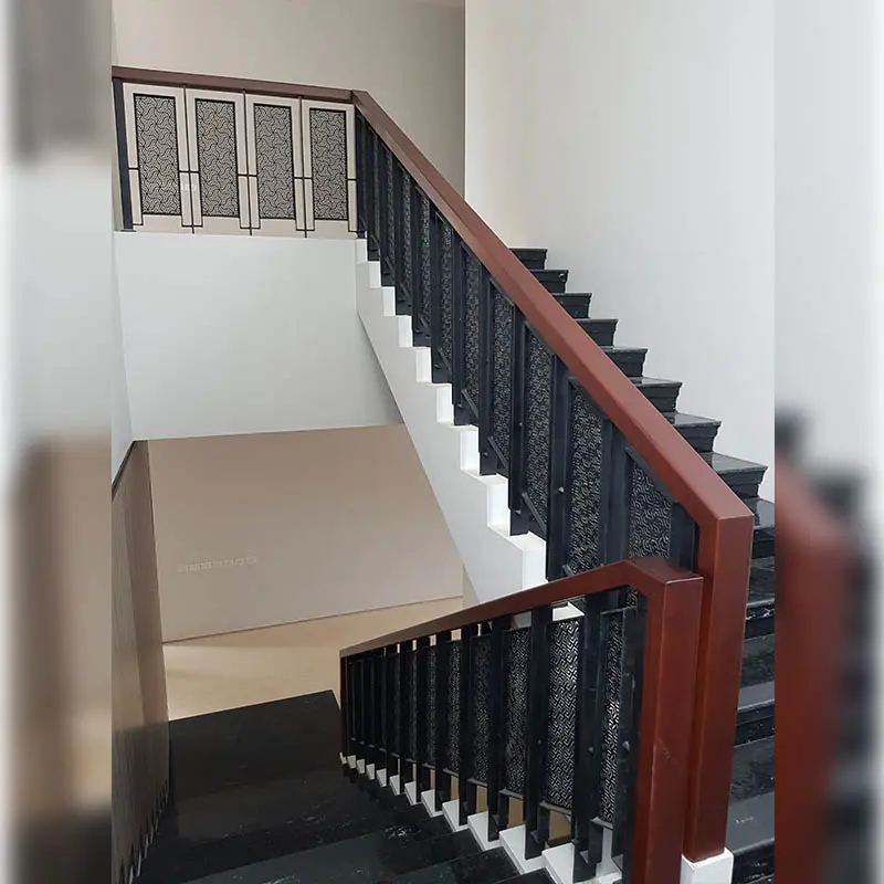 Project Railling Tangga Kayu Jl Merpati Tidar Malang