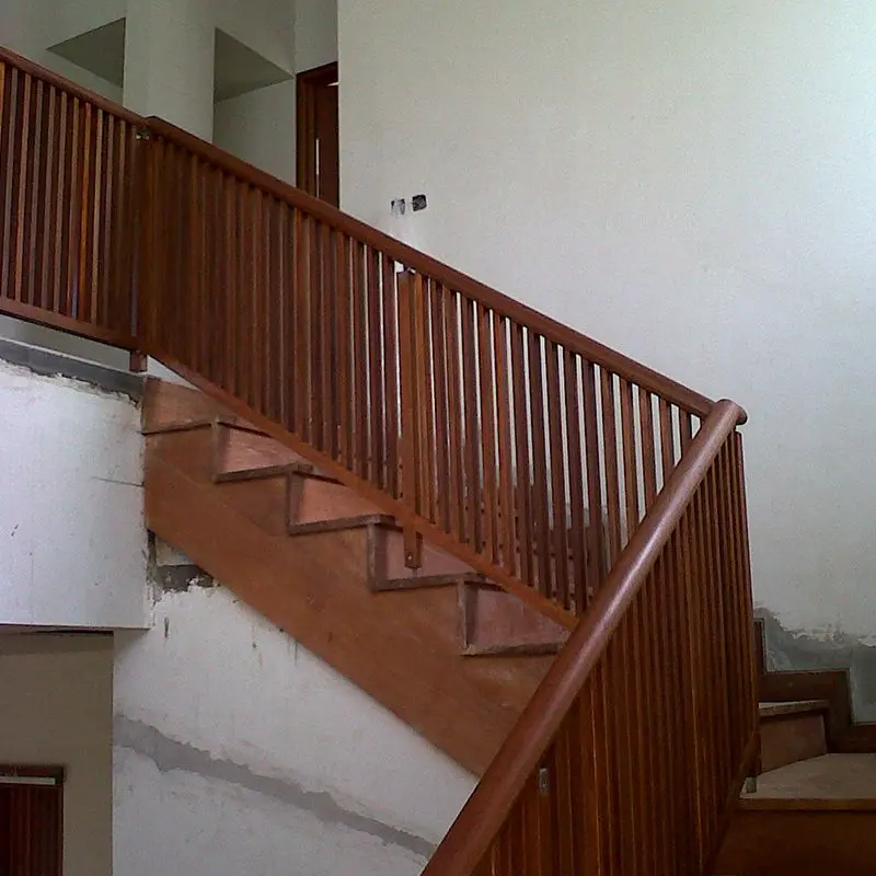 Handrailing Tangga