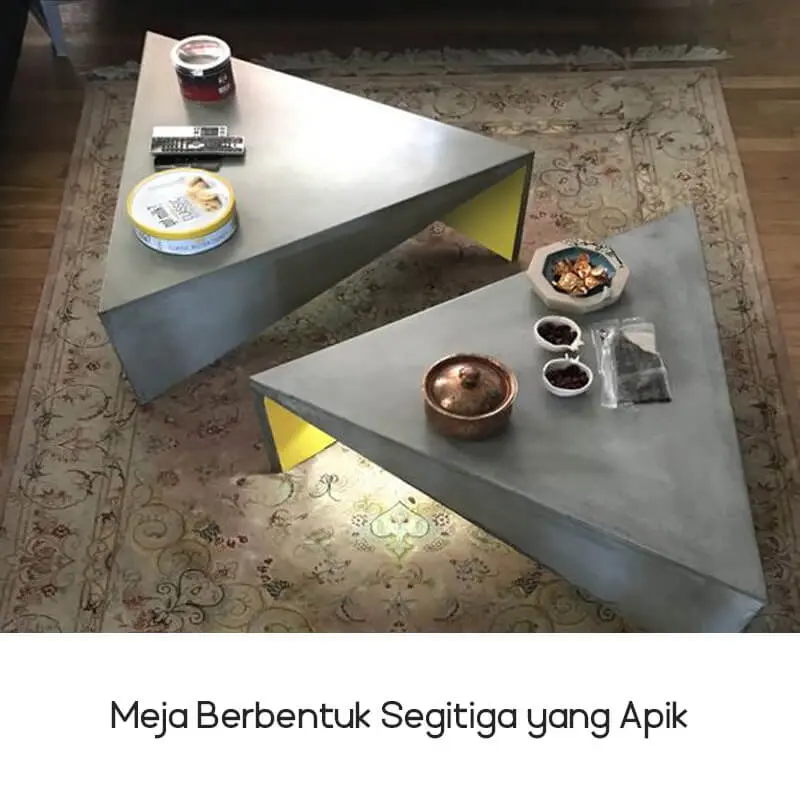 2. Meja berbentuk segitiga yang 