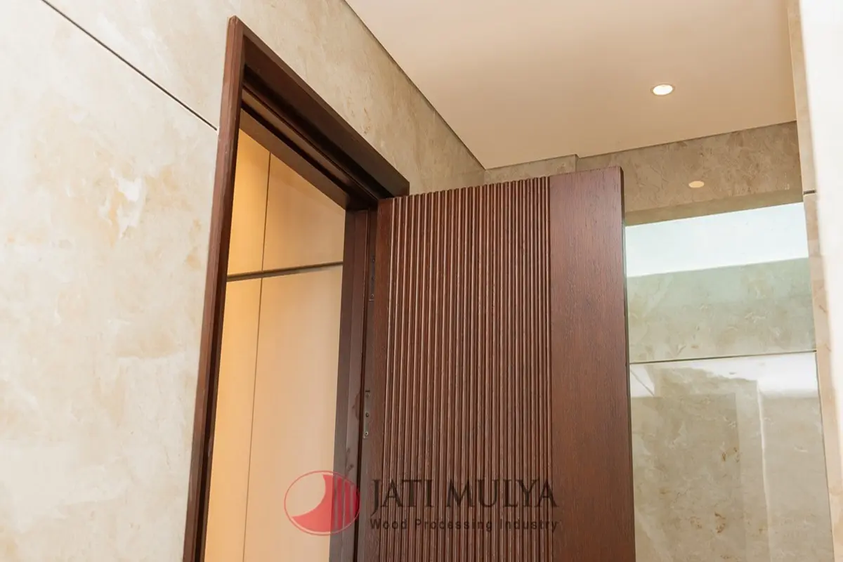 Kusen Pintu Kayu Terbaik