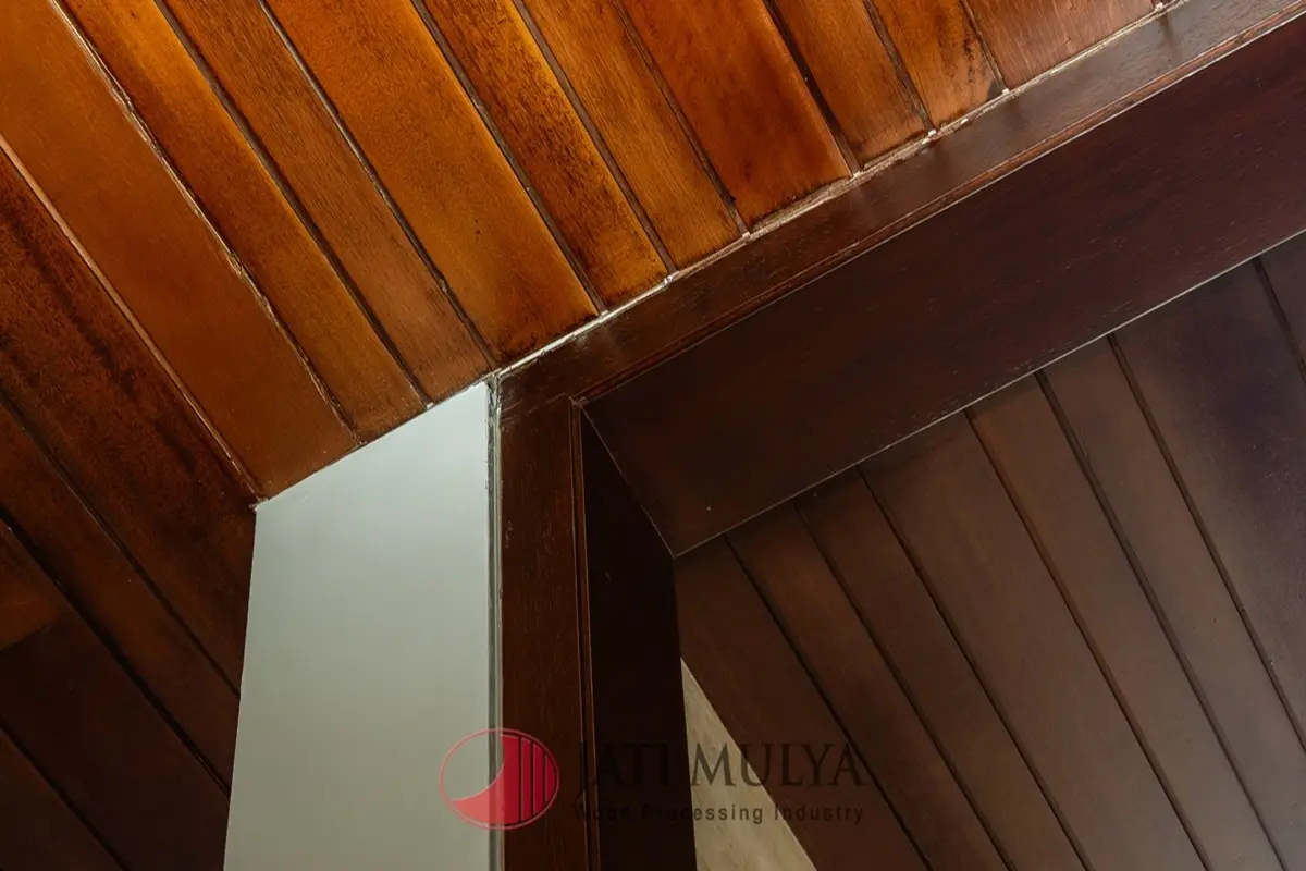 Kusen Pintu Kayu